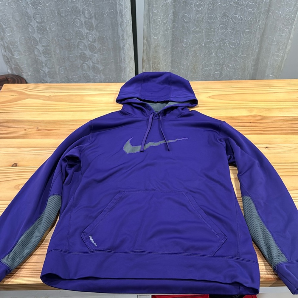 Nike hoodie